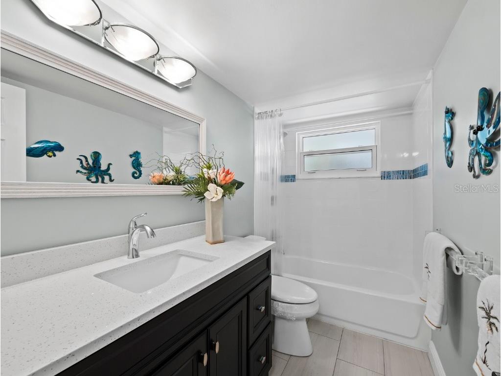 4430 Exeter Drive #106 Longboat Key FL 34228 - SARASOTA BAY A4671849 image19