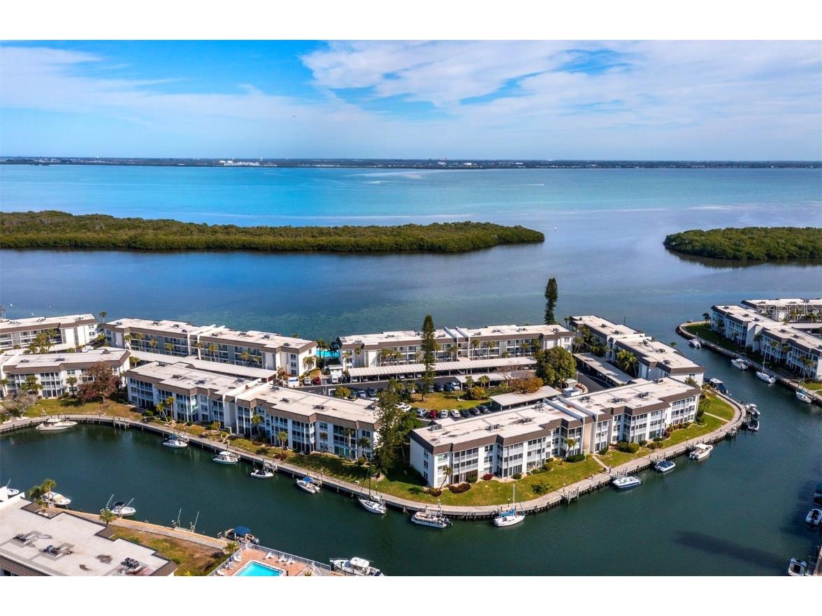 4430 Exeter Drive #106 Longboat Key FL 34228 - SARASOTA BAY A4671849 image2