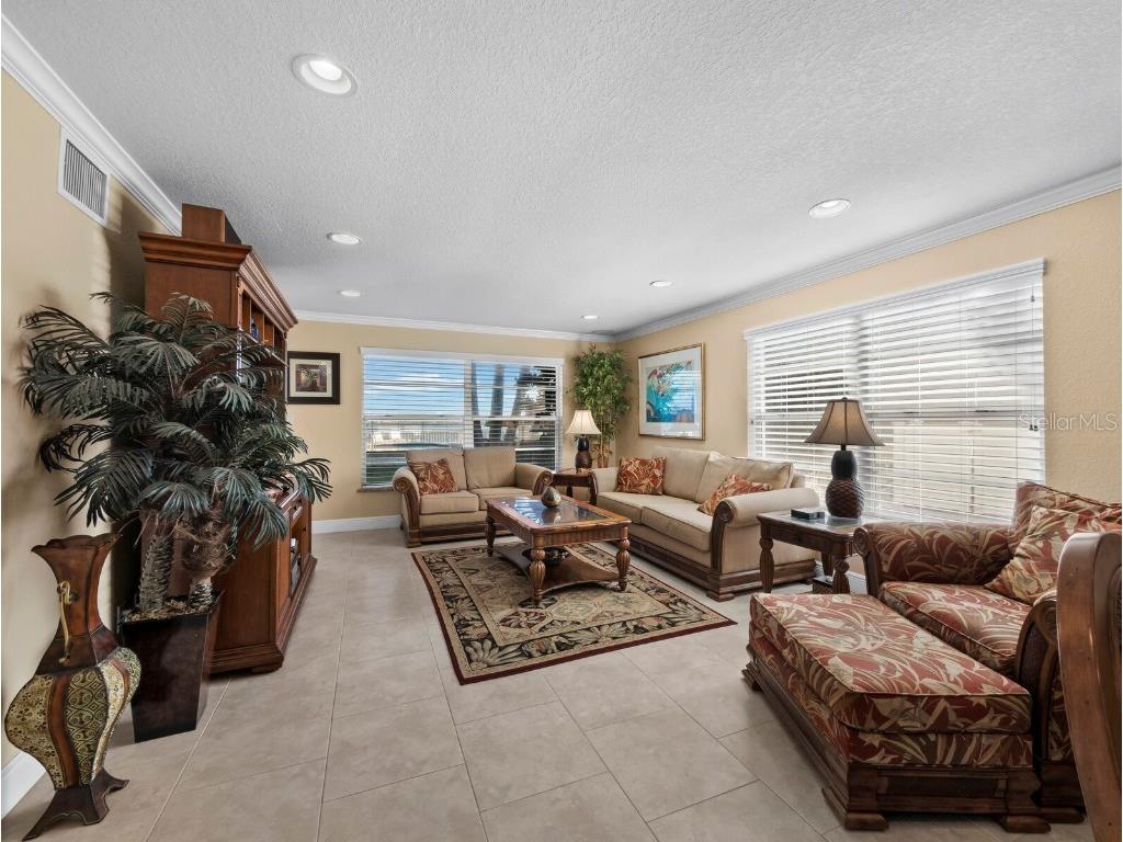 4430 Exeter Drive #M108 Longboat Key FL 34228 A4676513 image9