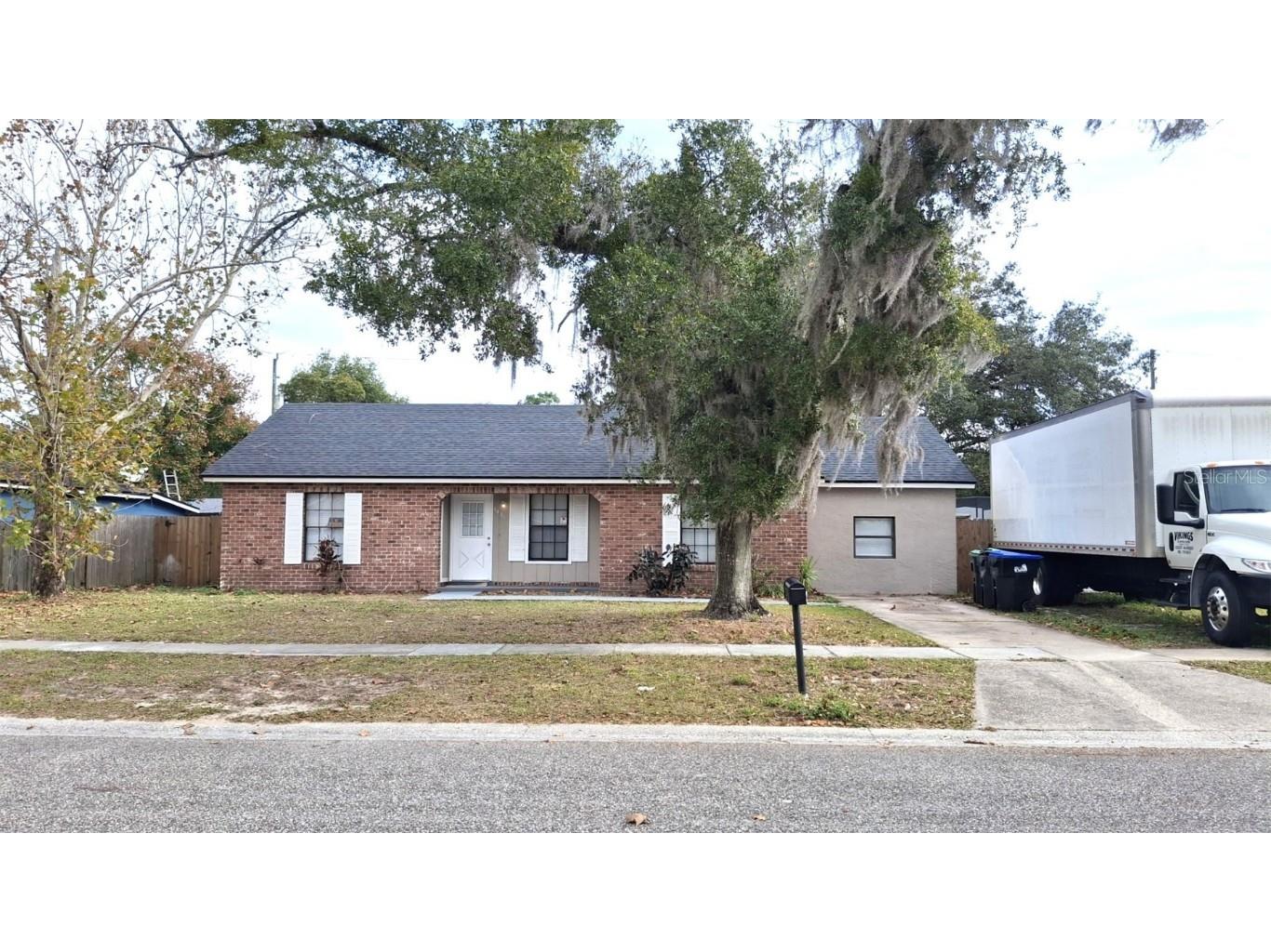 4431 Centennial Drive Orlando FL 32808 O6363900 image1