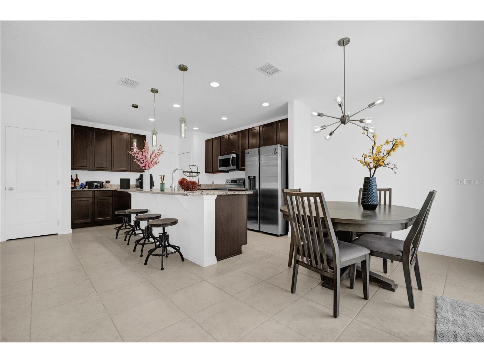 4432 Desert Rose Avenue Kissimmee FL 34746 O6402731 image6