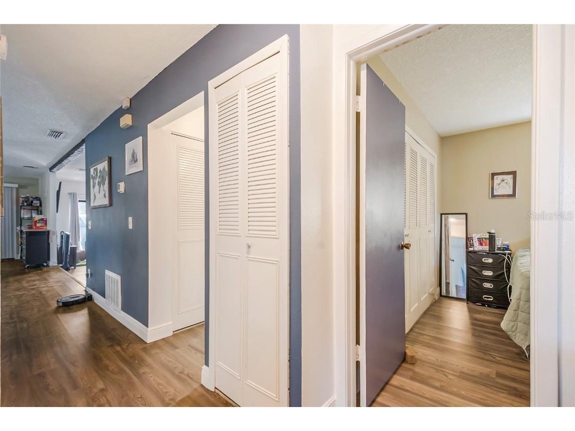 4432 Watch Hill Road Orlando FL 32808 - KRISTY LAKE O6371201 image17