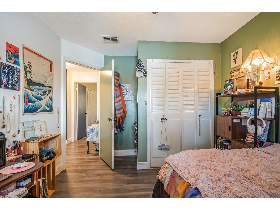 4432 Watch Hill Road Orlando FL 32808 - KRISTY LAKE O6371201 image26