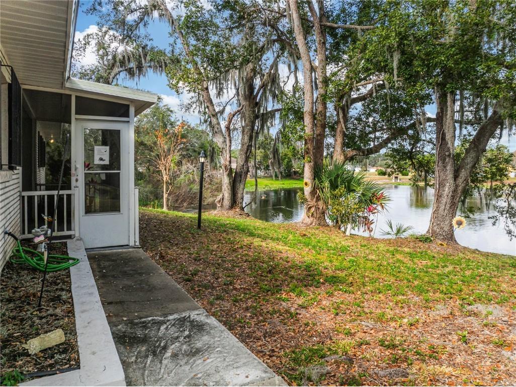 4432 Watch Hill Road Orlando FL 32808 - KRISTY LAKE O6371201 image3