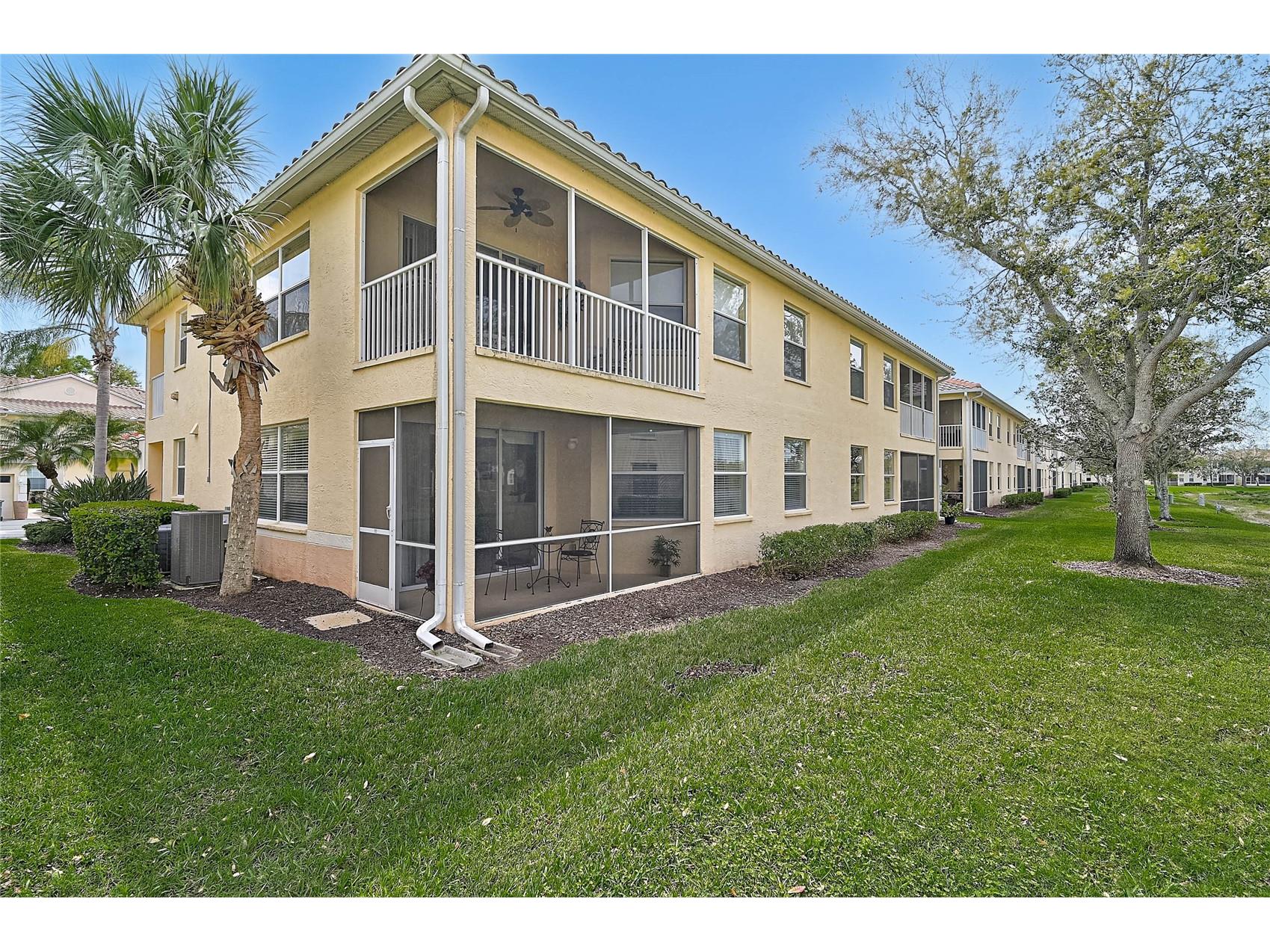 4433 Corso Venetia Boulevard #B18 Venice FL 34293 N6143314 image28