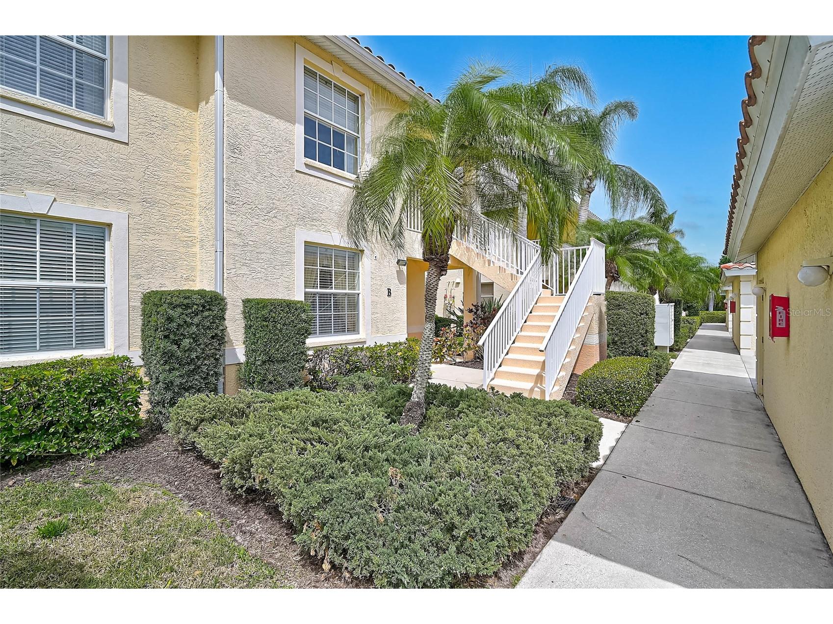 4433 Corso Venetia Boulevard #B18 Venice FL 34293 N6143314 image32