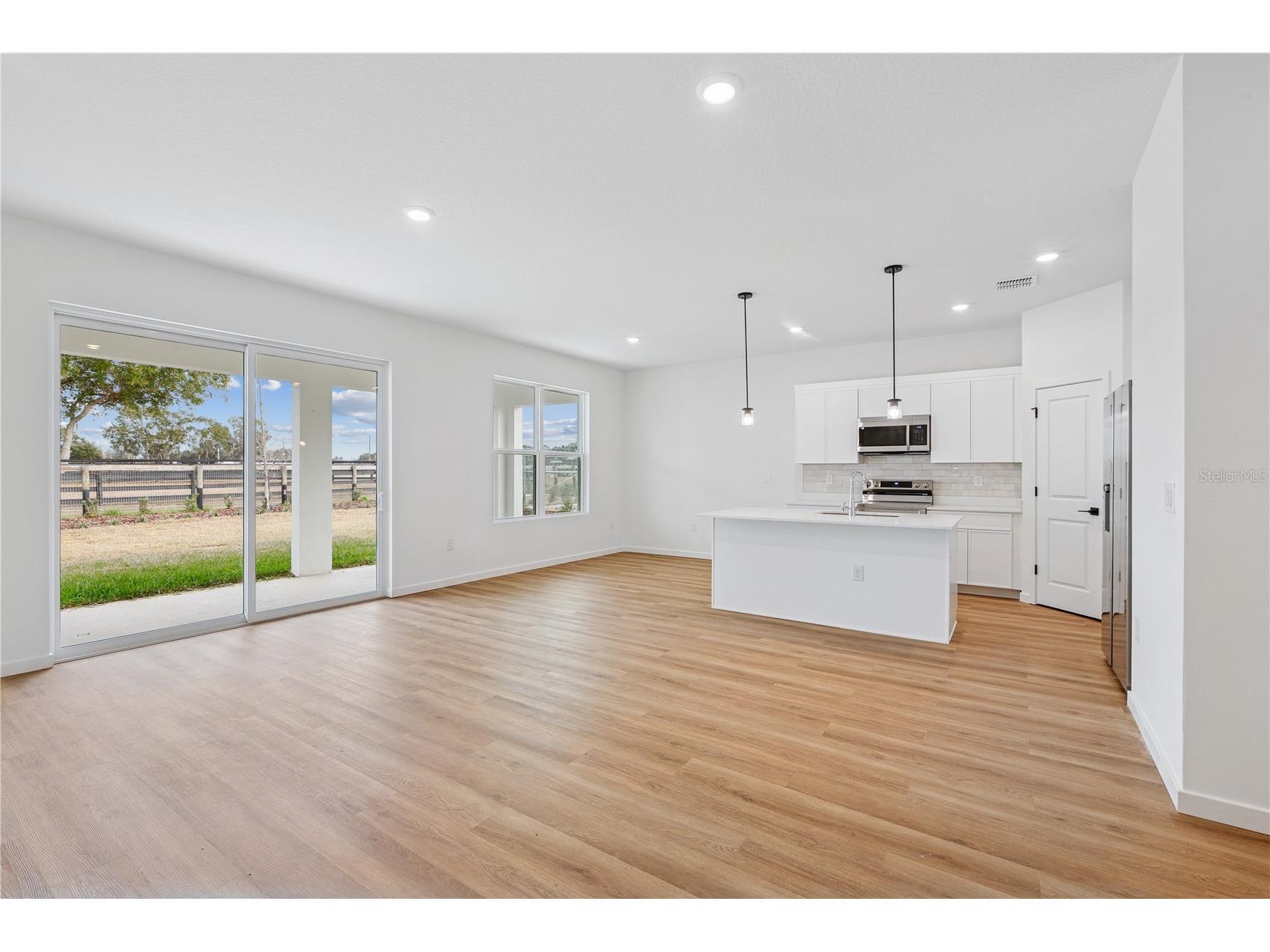 4433 NW 37th Street Road Ocala FL 34482 OM707767 image3