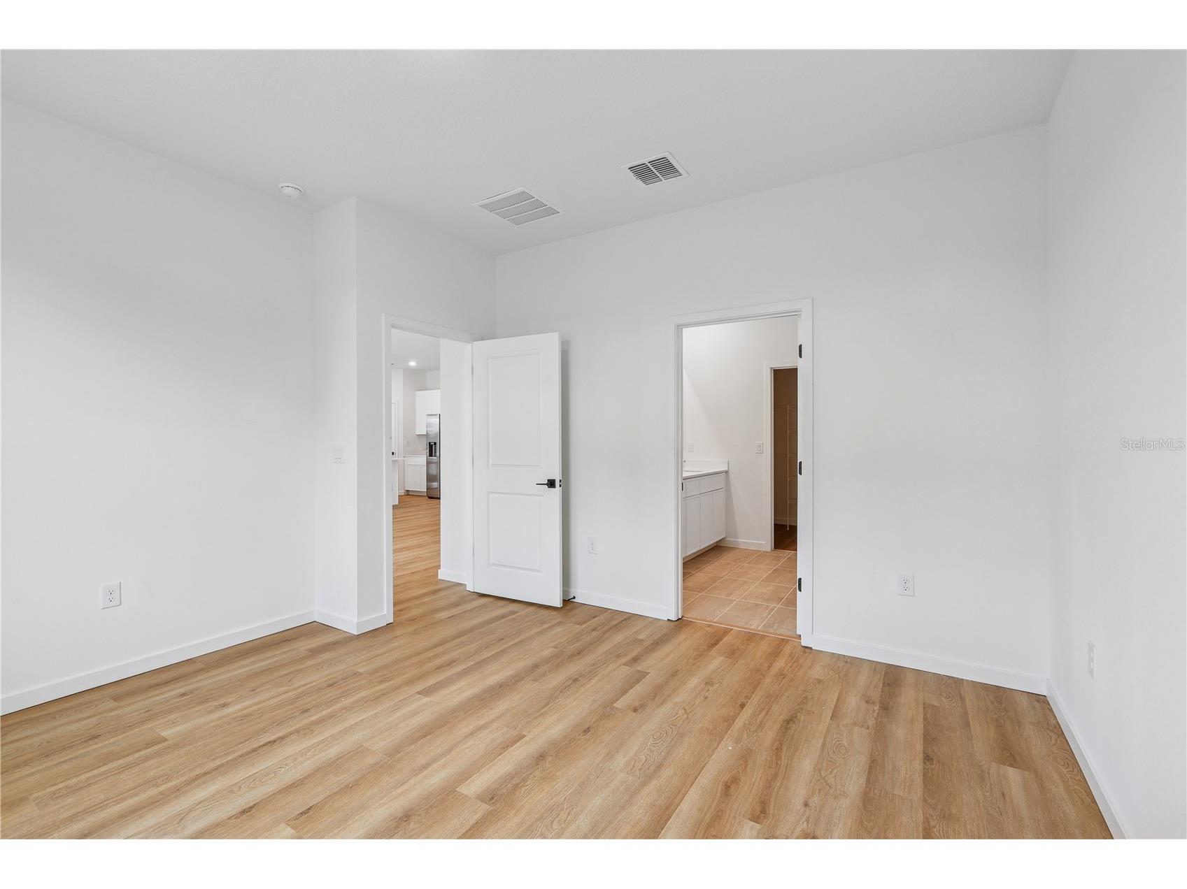 4433 NW 37th Street Road Ocala FL 34482 OM707767 image6