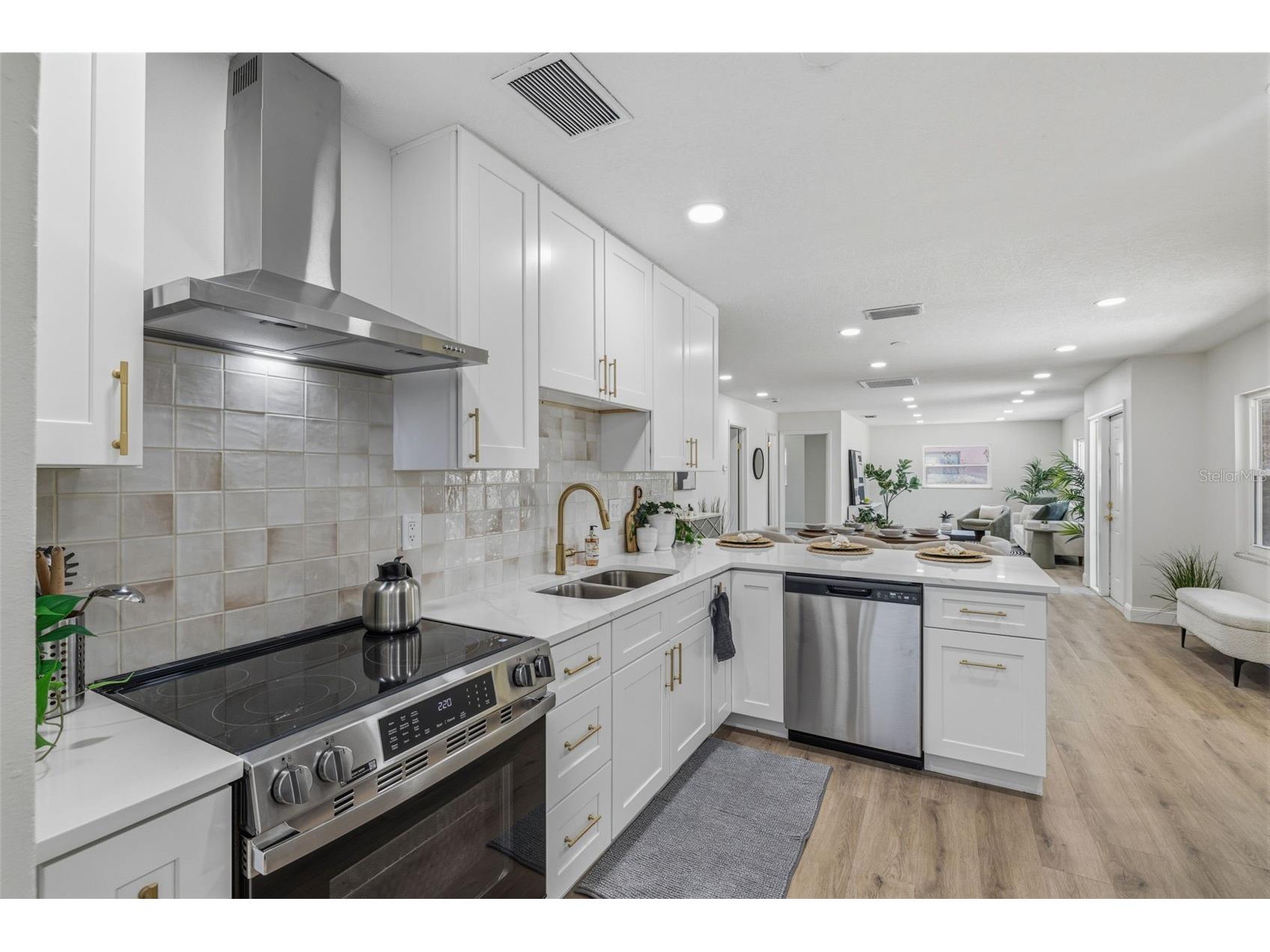 4433 Pompano Drive Tampa FL 33617 TB8501146 image12