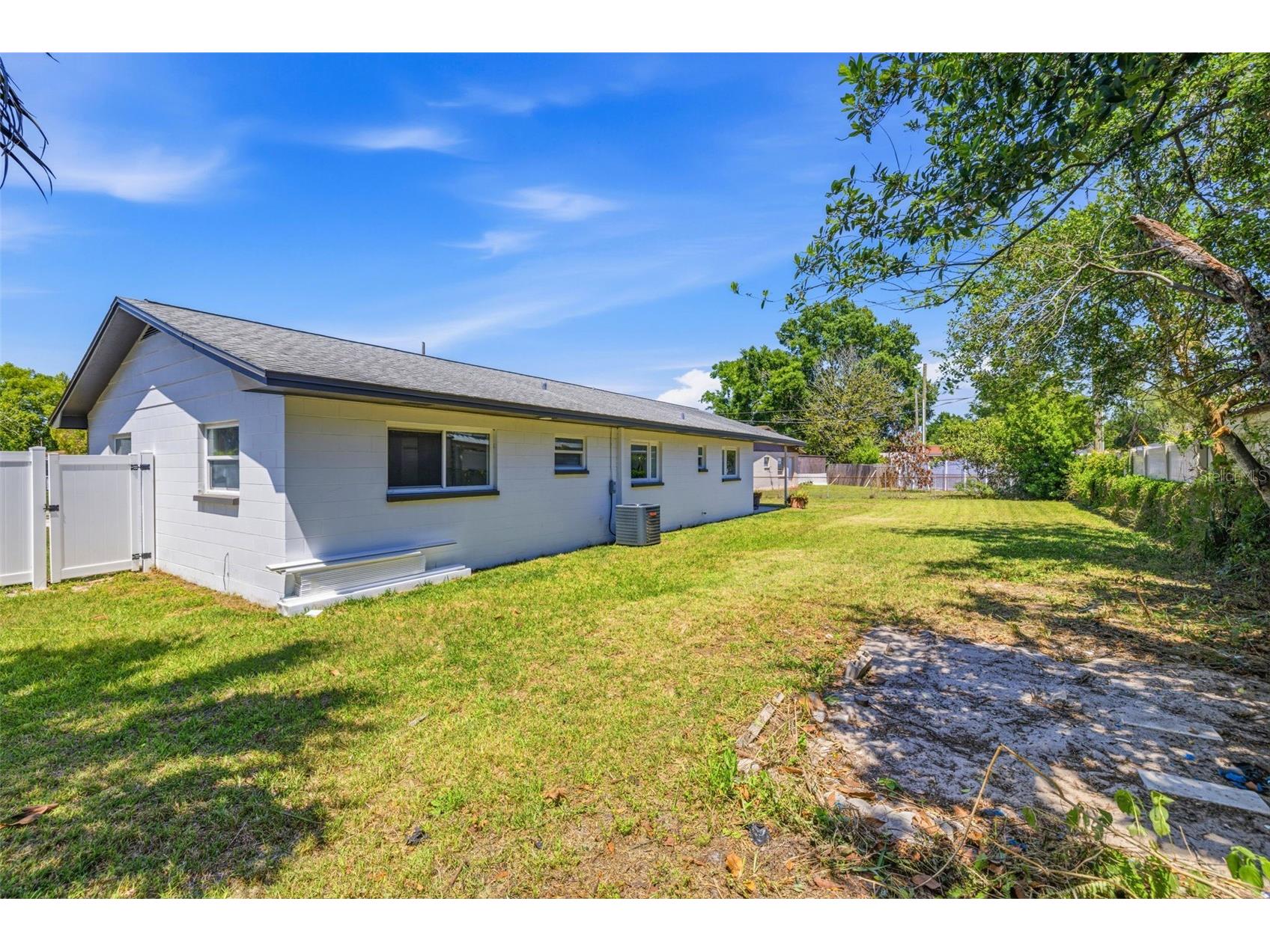 4433 Pompano Drive Tampa FL 33617 TB8501146 image28