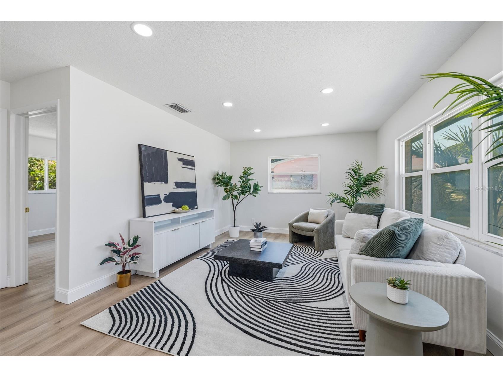 4433 Pompano Drive Tampa FL 33617 TB8501146 image5