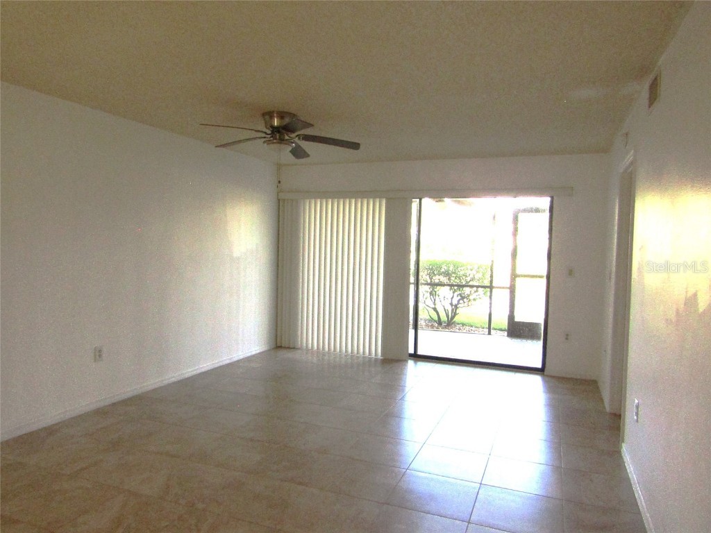 4434 Weybridge #81 Sarasota FL 34235 A4671363 image13