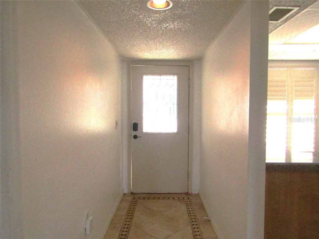 4434 Weybridge #81 Sarasota FL 34235 A4671363 image2