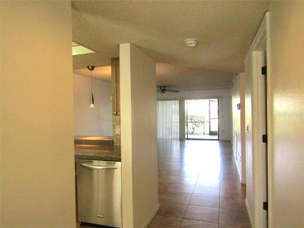 4434 Weybridge #81 Sarasota FL 34235 A4671363 image6