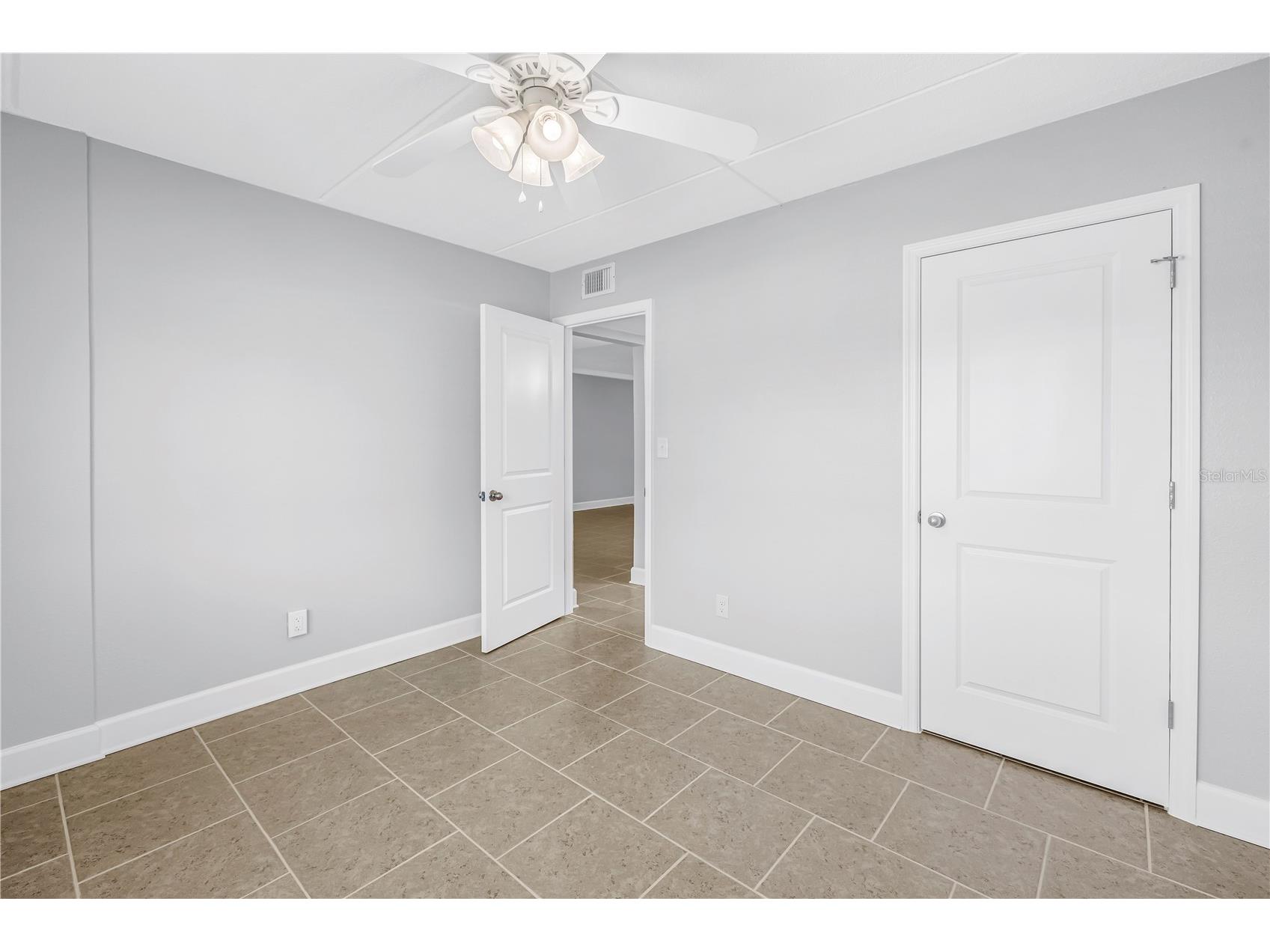 4435 1st Street NE #104 Saint Petersburg FL 33703 TB8510480 image14