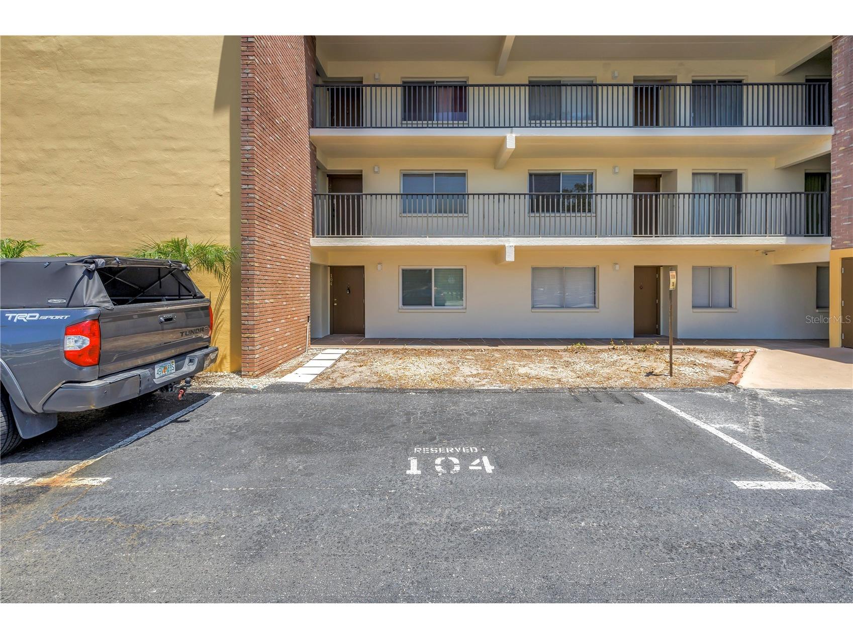 4435 1st Street NE #104 Saint Petersburg FL 33703 TB8510480 image21
