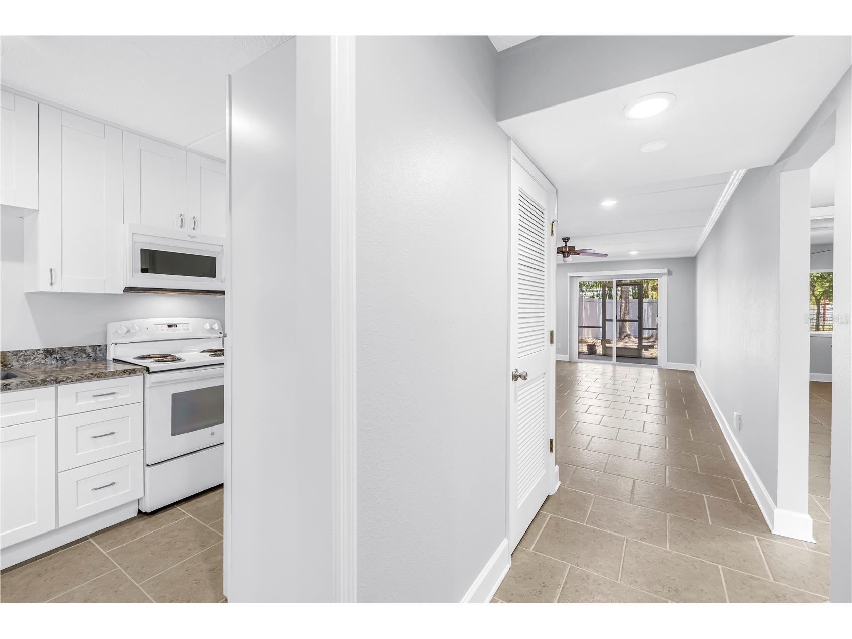 4435 1st Street NE #104 Saint Petersburg FL 33703 TB8510480 image4