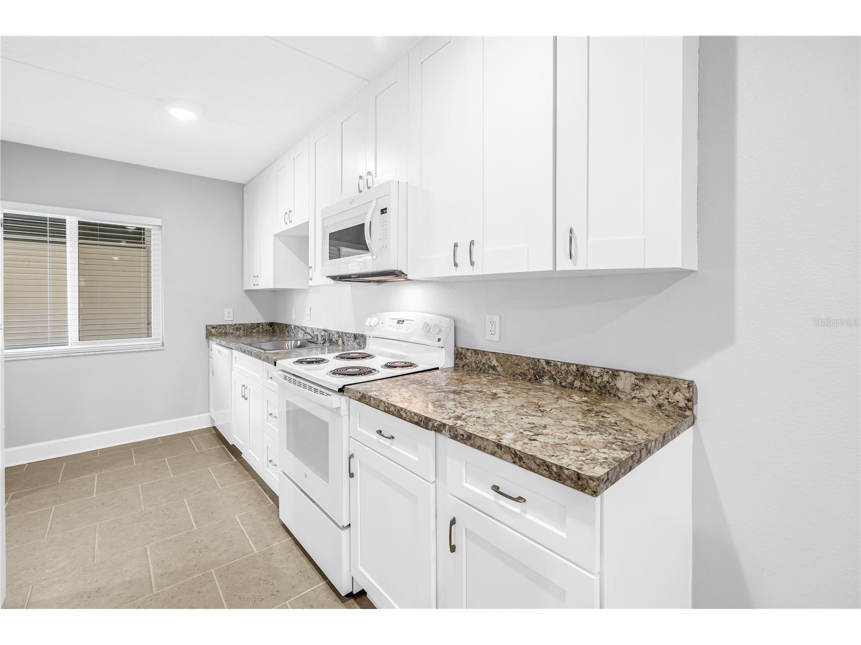 4435 1st Street NE #104 Saint Petersburg FL 33703 TB8510480 image6