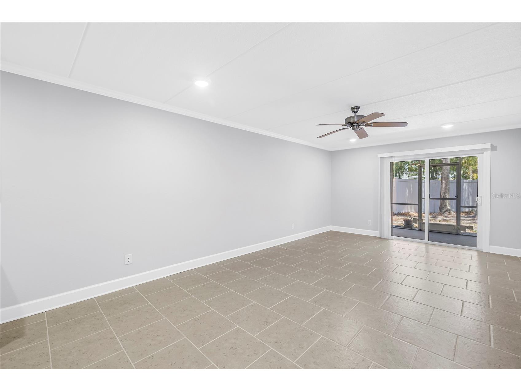 4435 1st Street NE #104 Saint Petersburg FL 33703 TB8510480 image9
