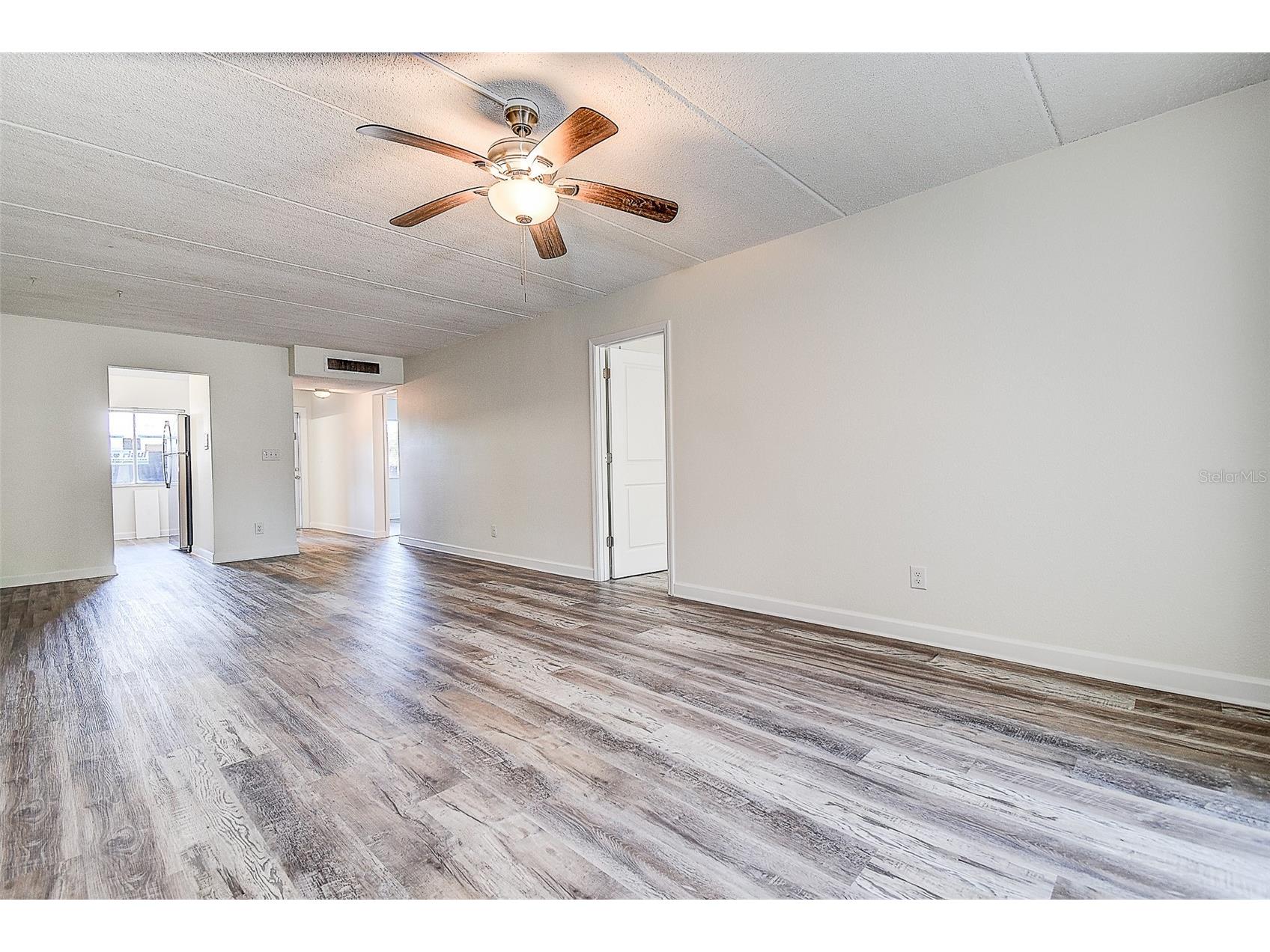 4435 1st Street NE #111 Saint Petersburg FL 33703 TB8472993 image16