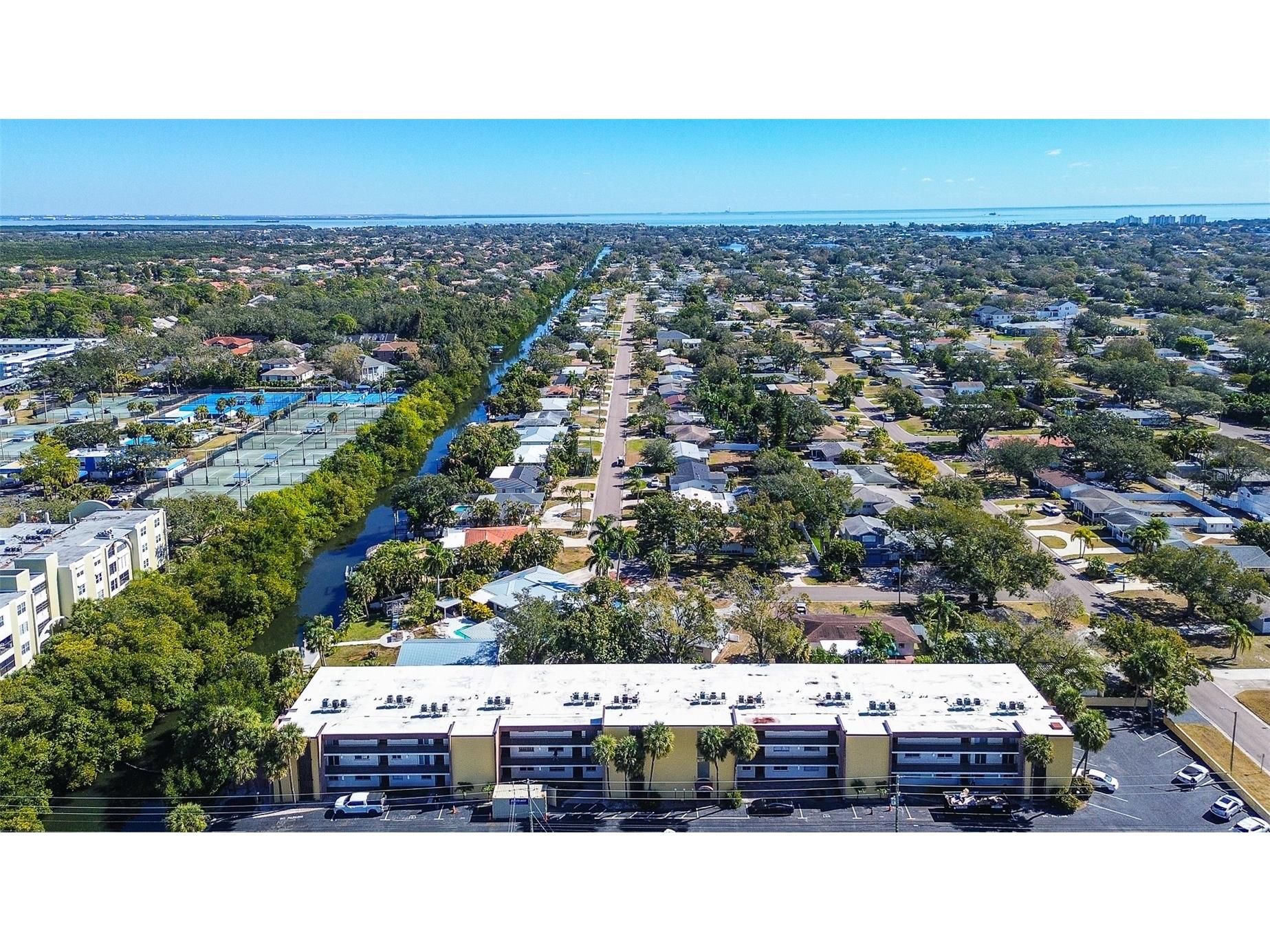 4435 1st Street NE #111 Saint Petersburg FL 33703 TB8472993 image32