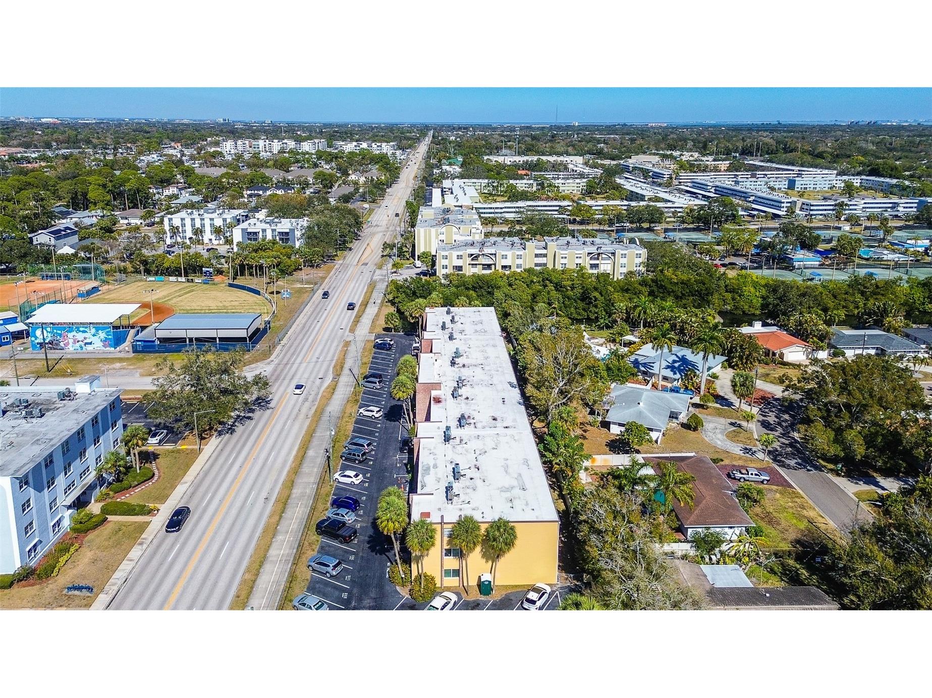 4435 1st Street NE #111 Saint Petersburg FL 33703 TB8472993 image36