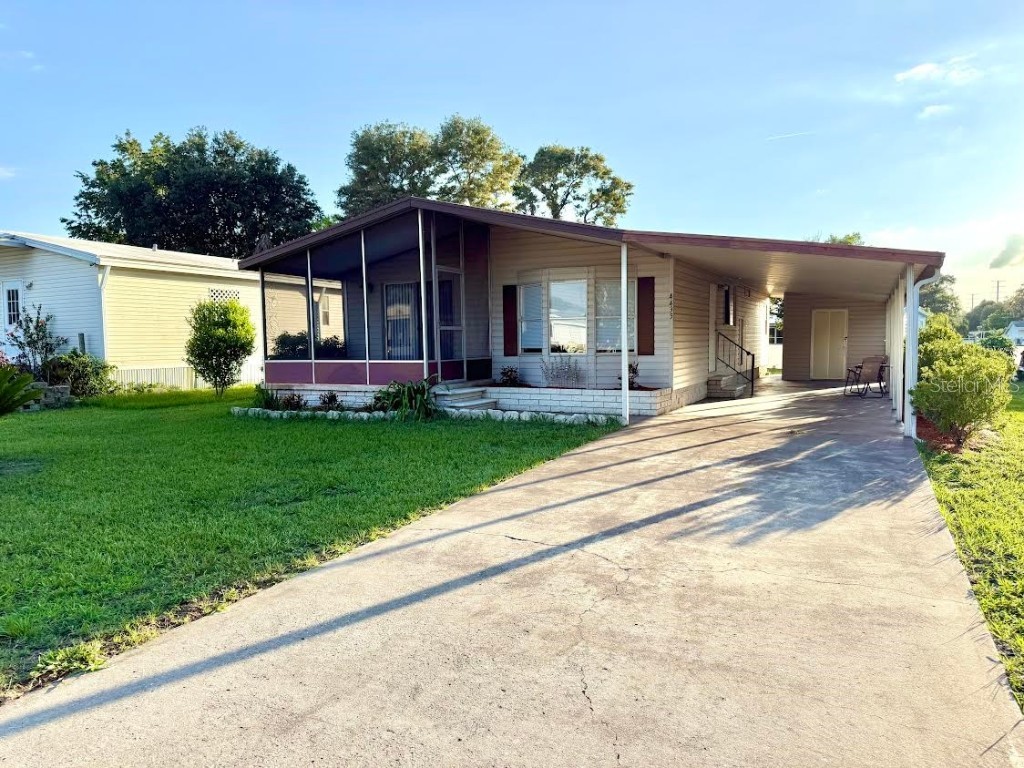 4435 Autumn Palm Drive Zephyrhills FL 33542 L4953844 image1