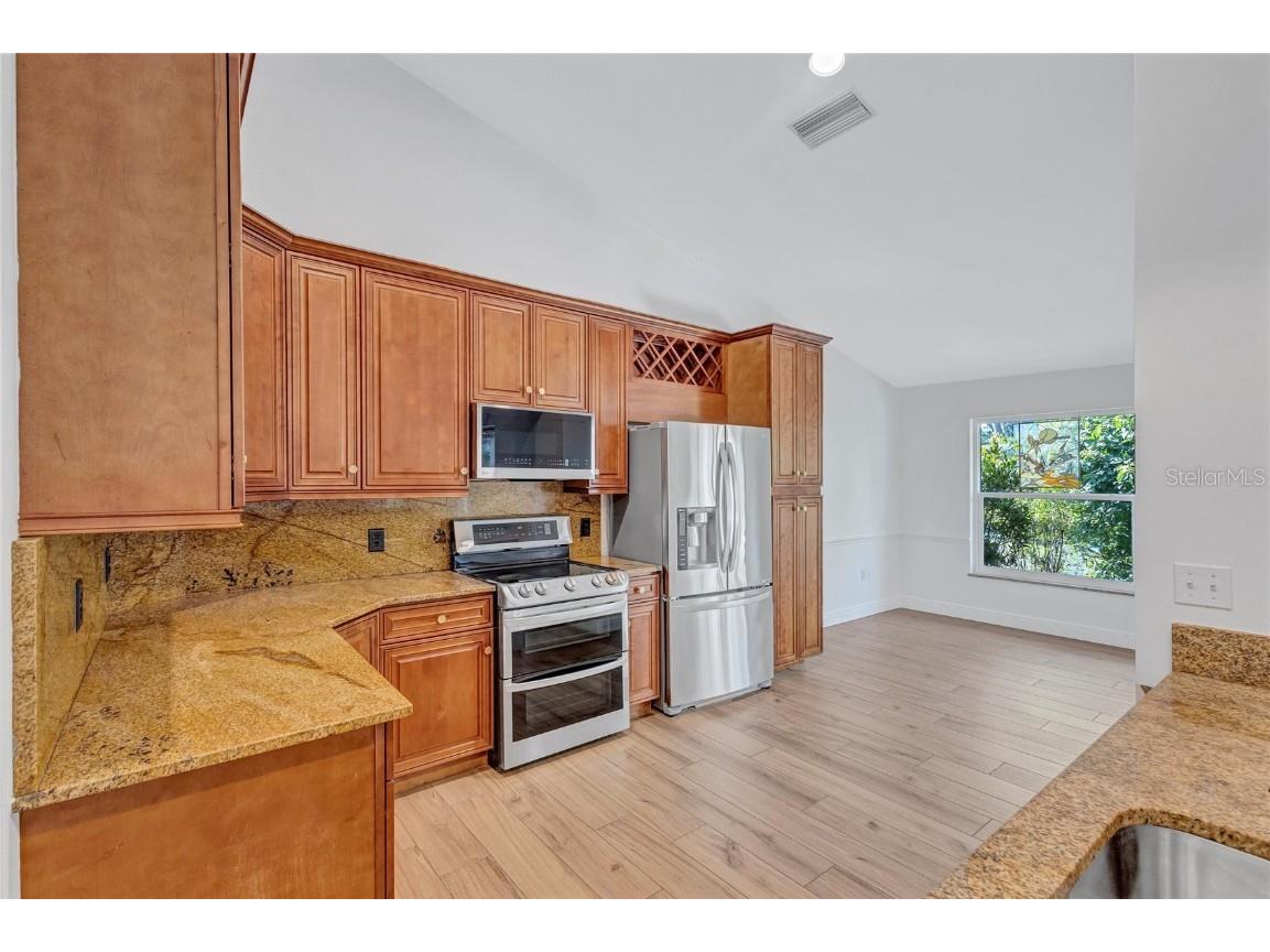 4435 Diamond Circle W Sarasota FL 34233 A4675074 image16