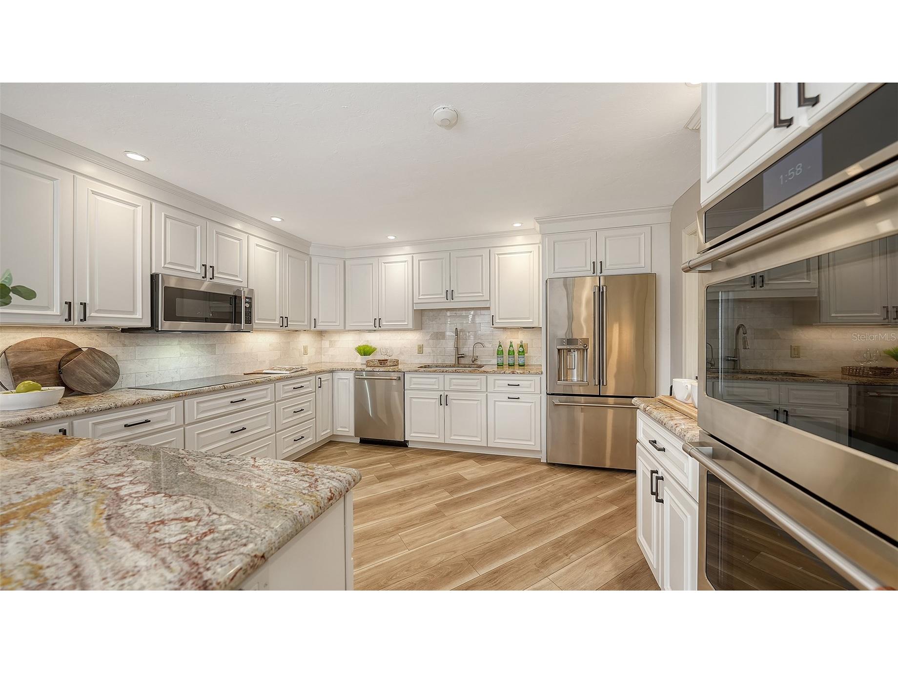 4436 Calle Serena Sarasota FL 34238 A4691149 image26