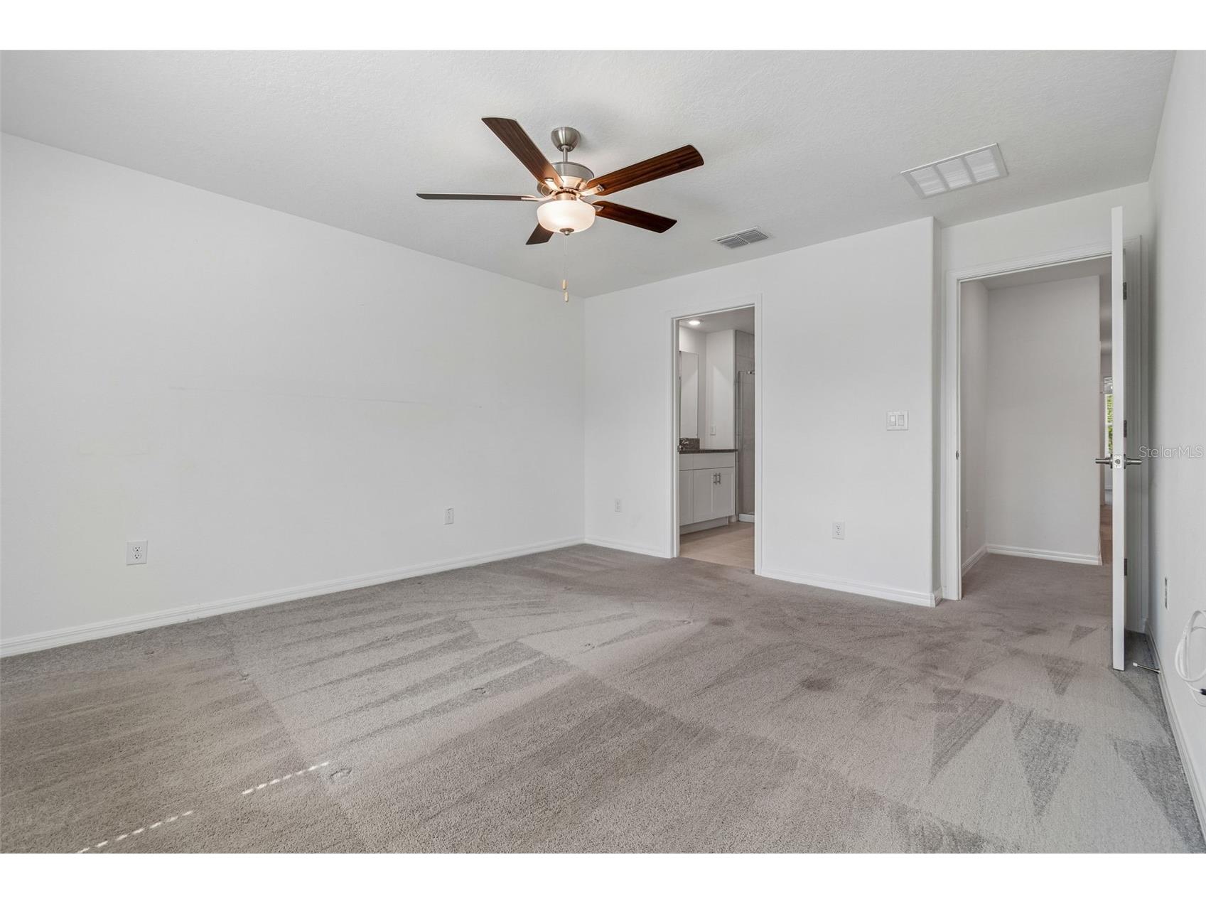 4436 Tuscan Loon Drive Tampa FL 33619 TB8507583 image24