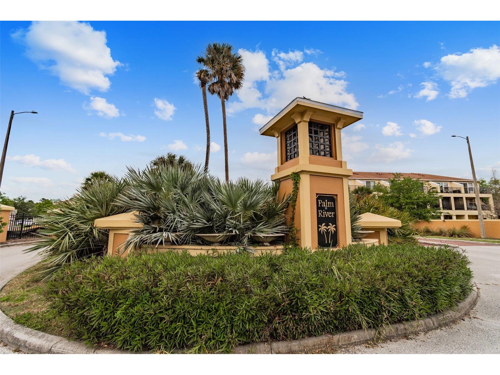 4436 Tuscan Loon Drive Tampa FL 33619 TB8507583 image50