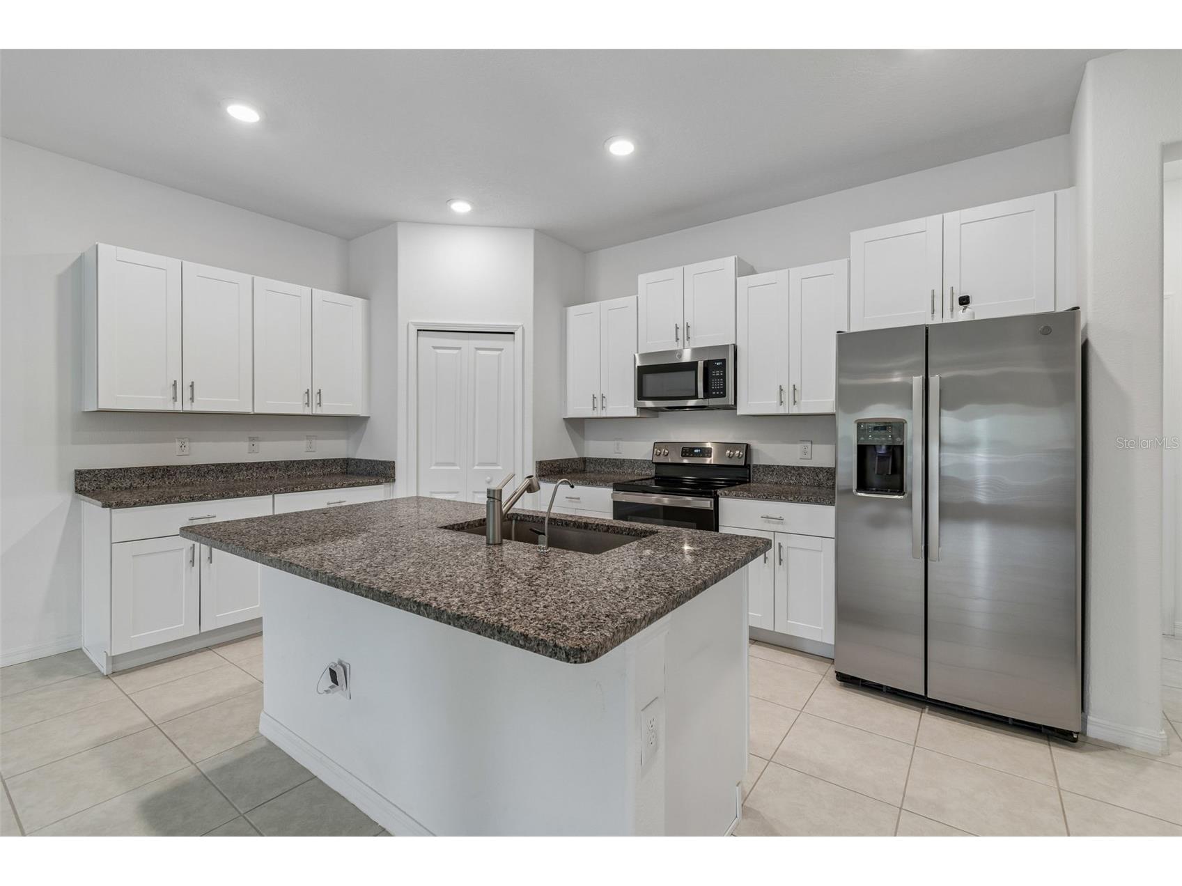 4436 Tuscan Loon Drive Tampa FL 33619 TB8507583 image9