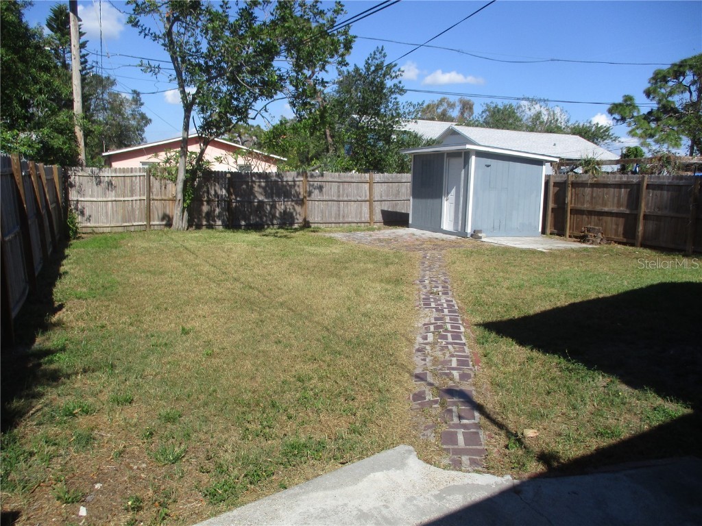 4437 10th Avenue S Saint Petersburg FL 33711 TB8452888 image15