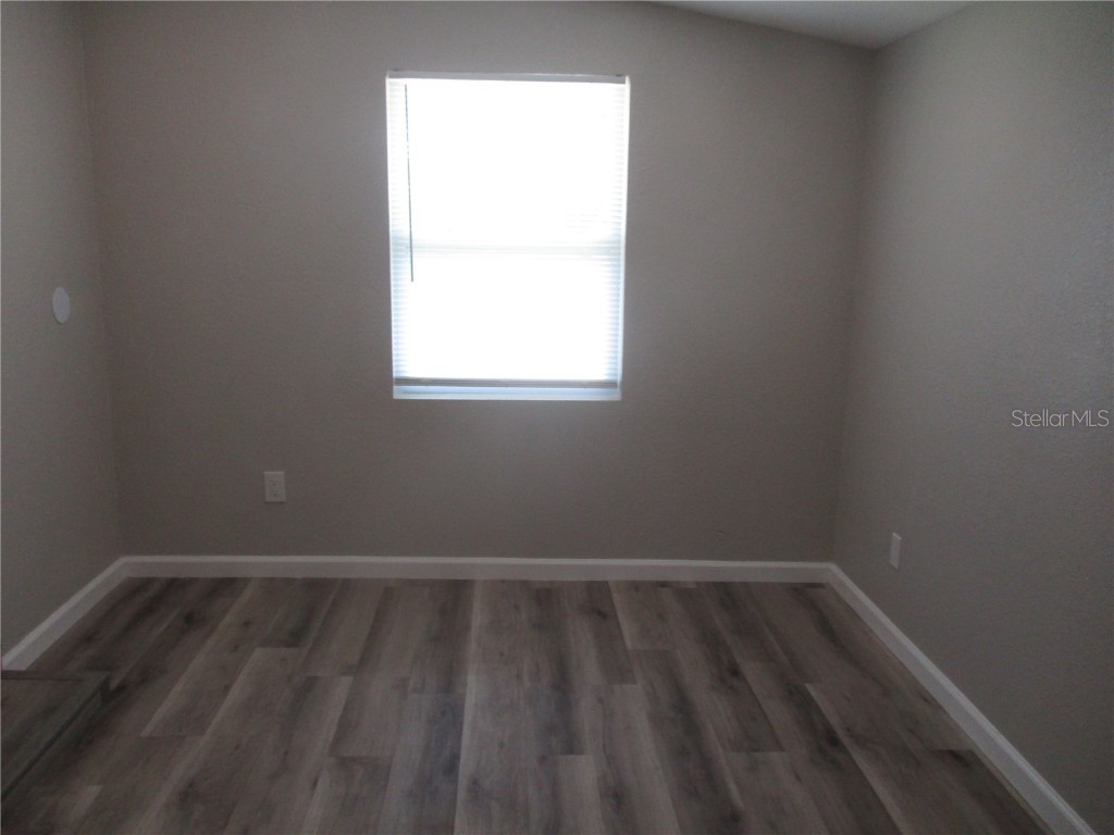 4437 10th Avenue S Saint Petersburg FL 33711 TB8452888 image3