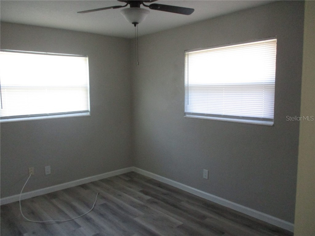 4437 10th Avenue S Saint Petersburg FL 33711 TB8452888 image5