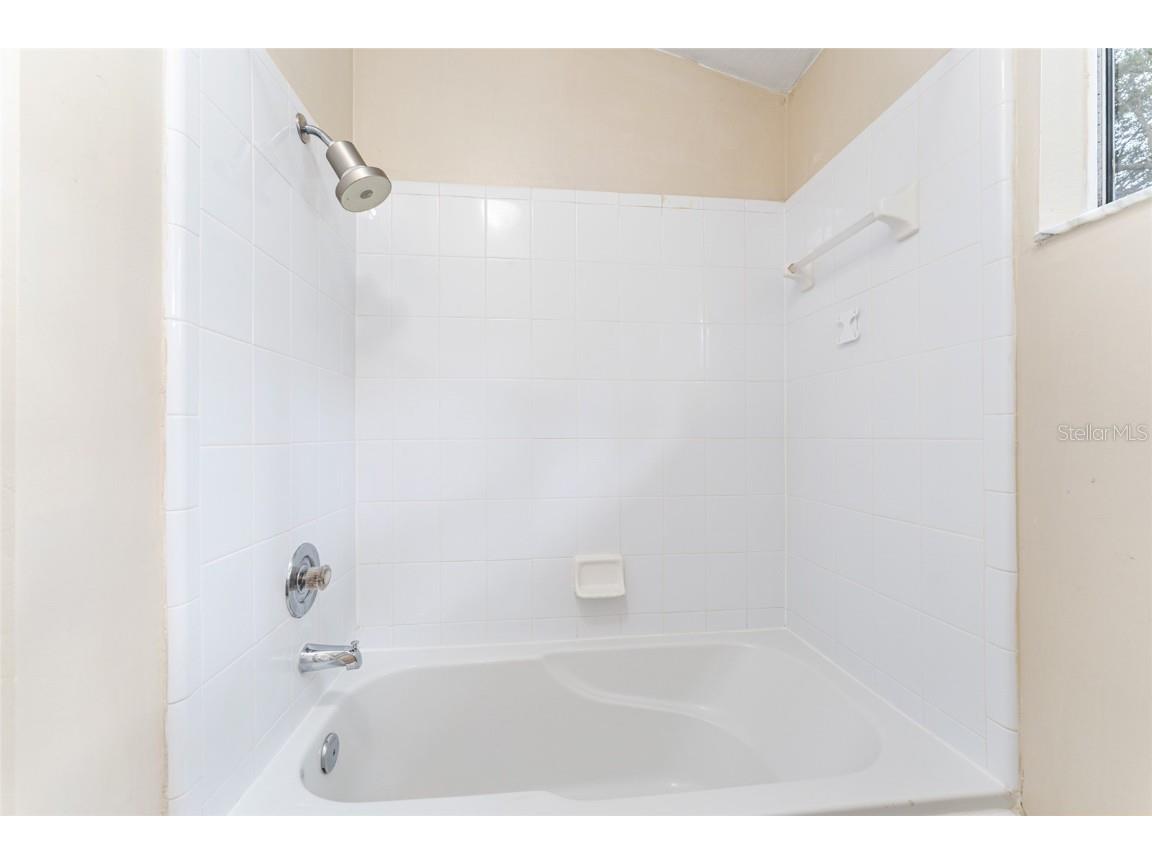 4437 NW 35th Street Gainesville FL 32605 OM706344 image33