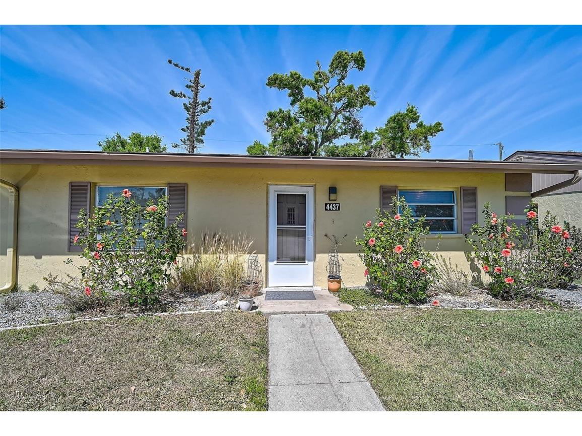 4437 Tippecanoe Trail #6 Sarasota FL 34233 N6137892 image1