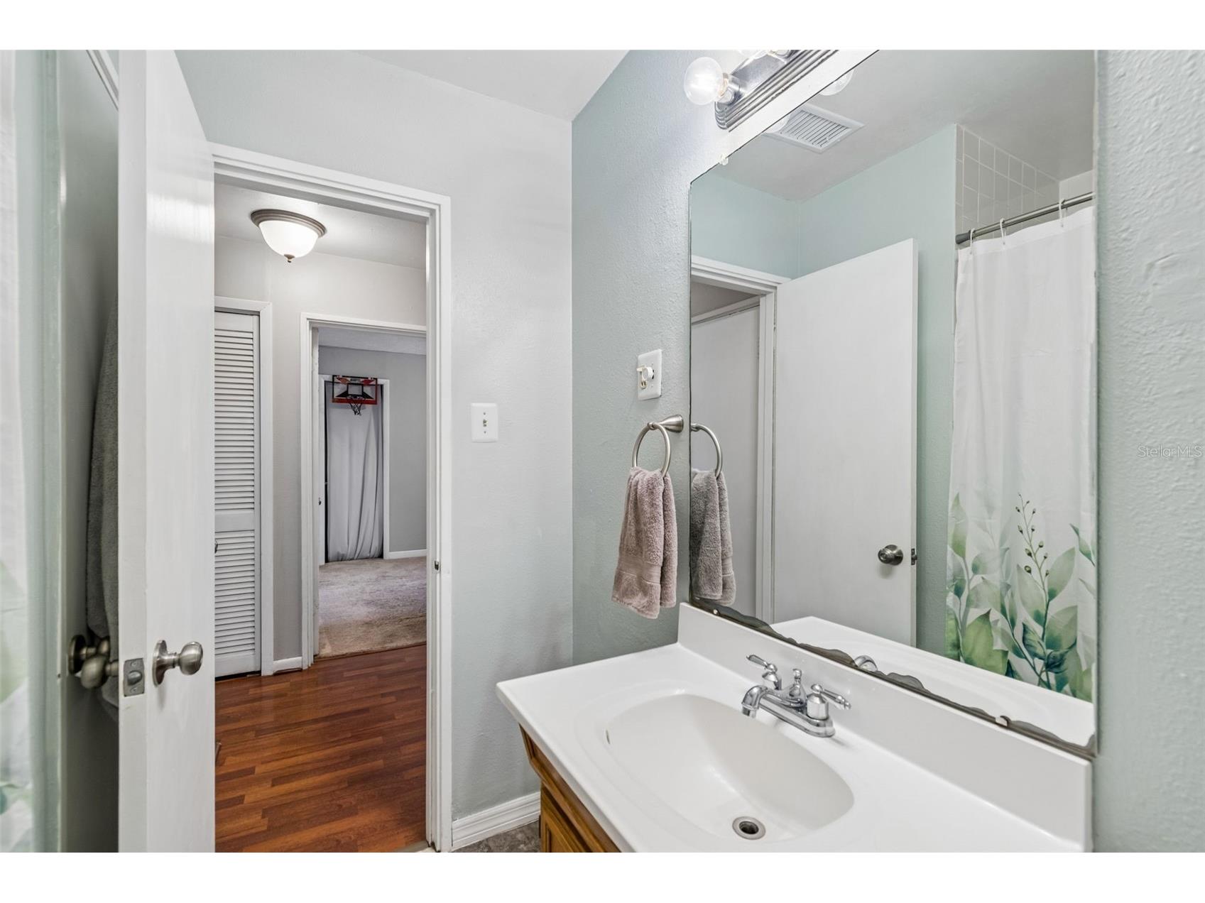 4437 W Bay Avenue Tampa FL 33616 TB8513982 image22