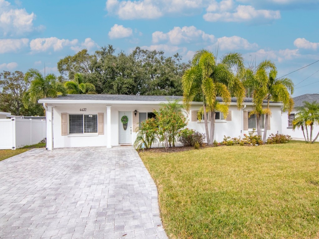 4437 W Bay Court Avenue Tampa FL 33611 TB8368478 image1