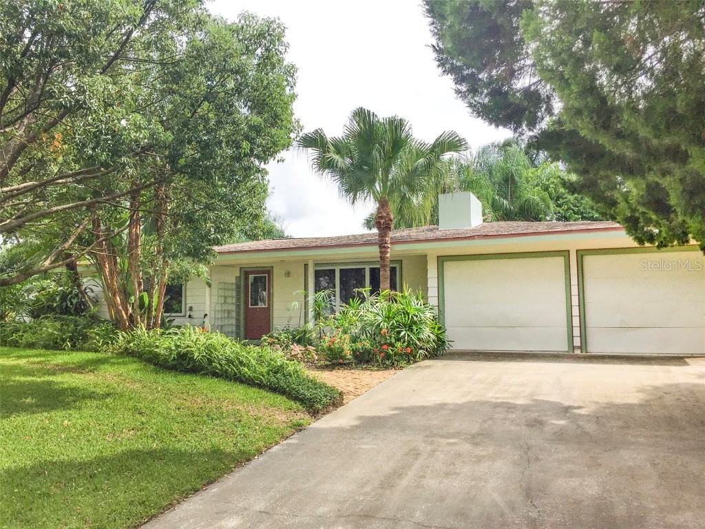 4438 N Lake Drive Sarasota FL 34232 A4579372 image1