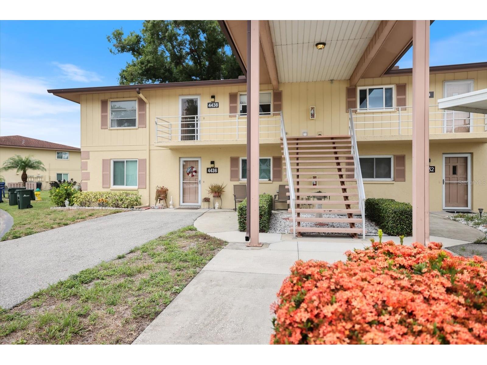 4438 Narraganset Trail #98A Sarasota FL 34233 A4700542 image1