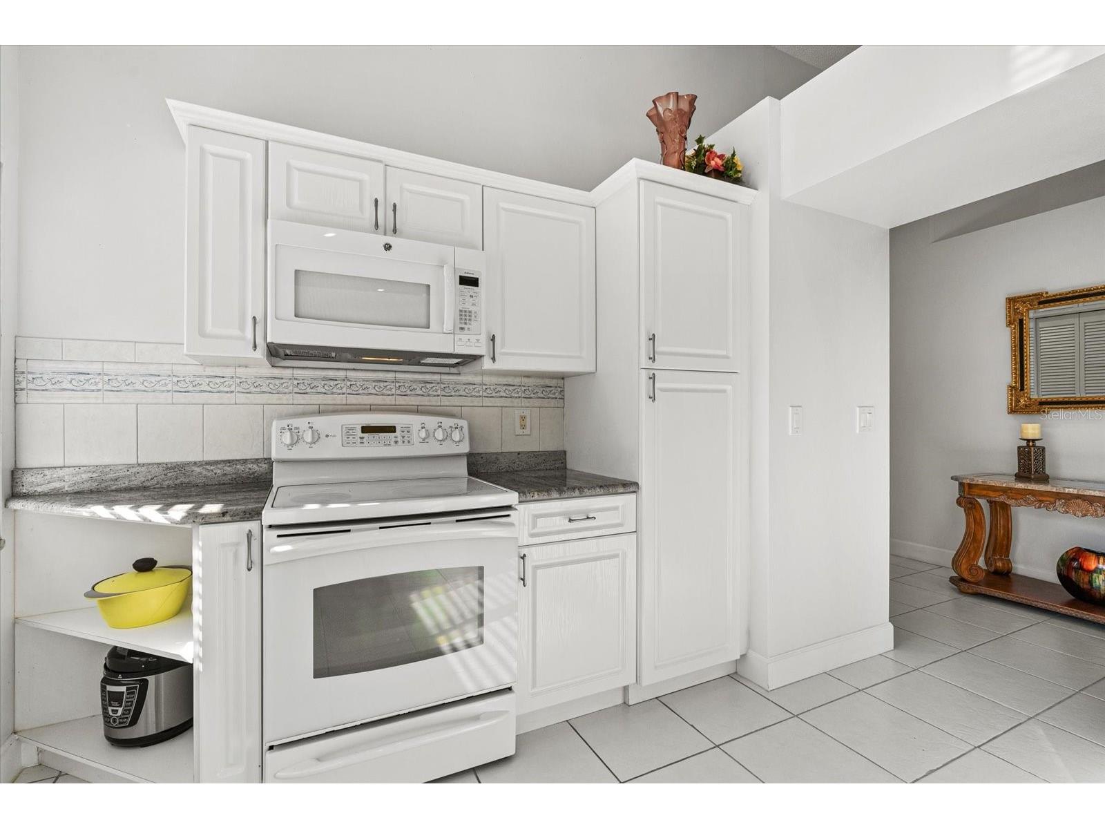 4439 Deer Trail Boulevard Sarasota FL 34238 A4677582 image14