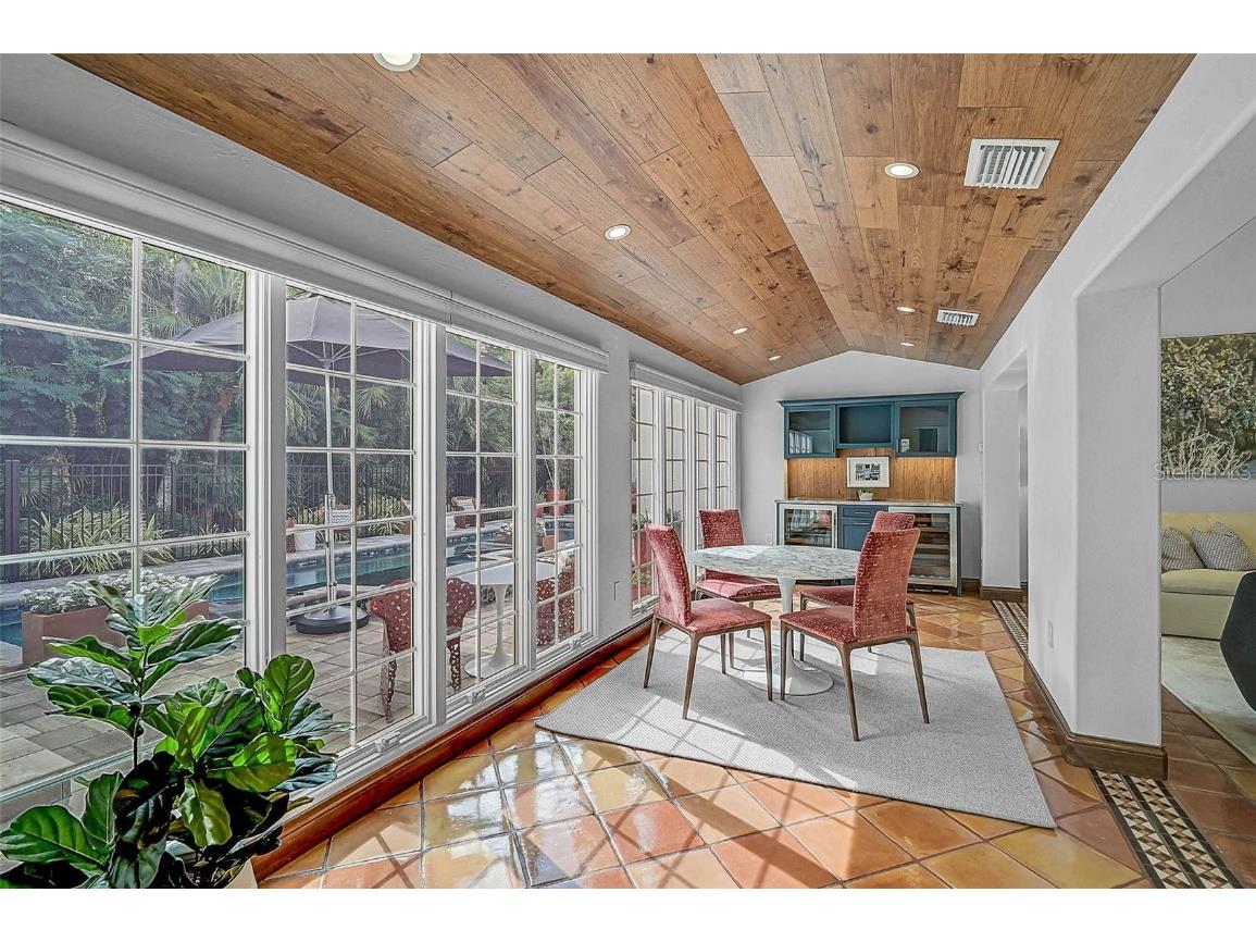 4439 Westwood Lane Sarasota FL 34231 A4664741 image12