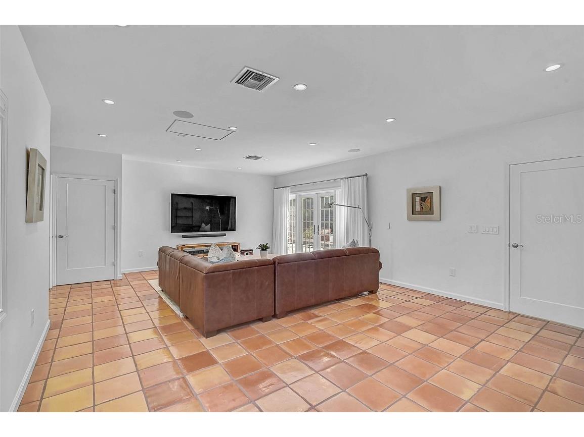 4439 Westwood Lane Sarasota FL 34231 A4664741 image26