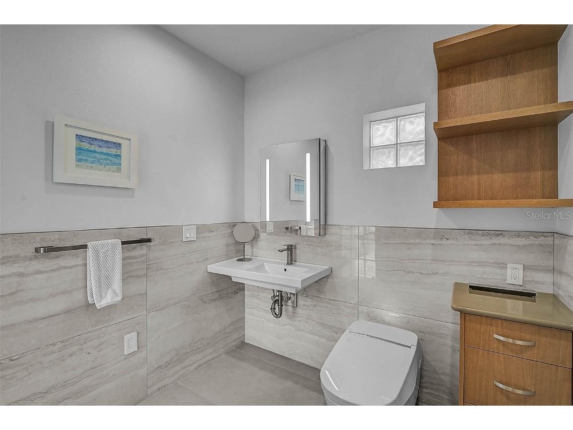 4439 Westwood Lane Sarasota FL 34231 A4664741 image27