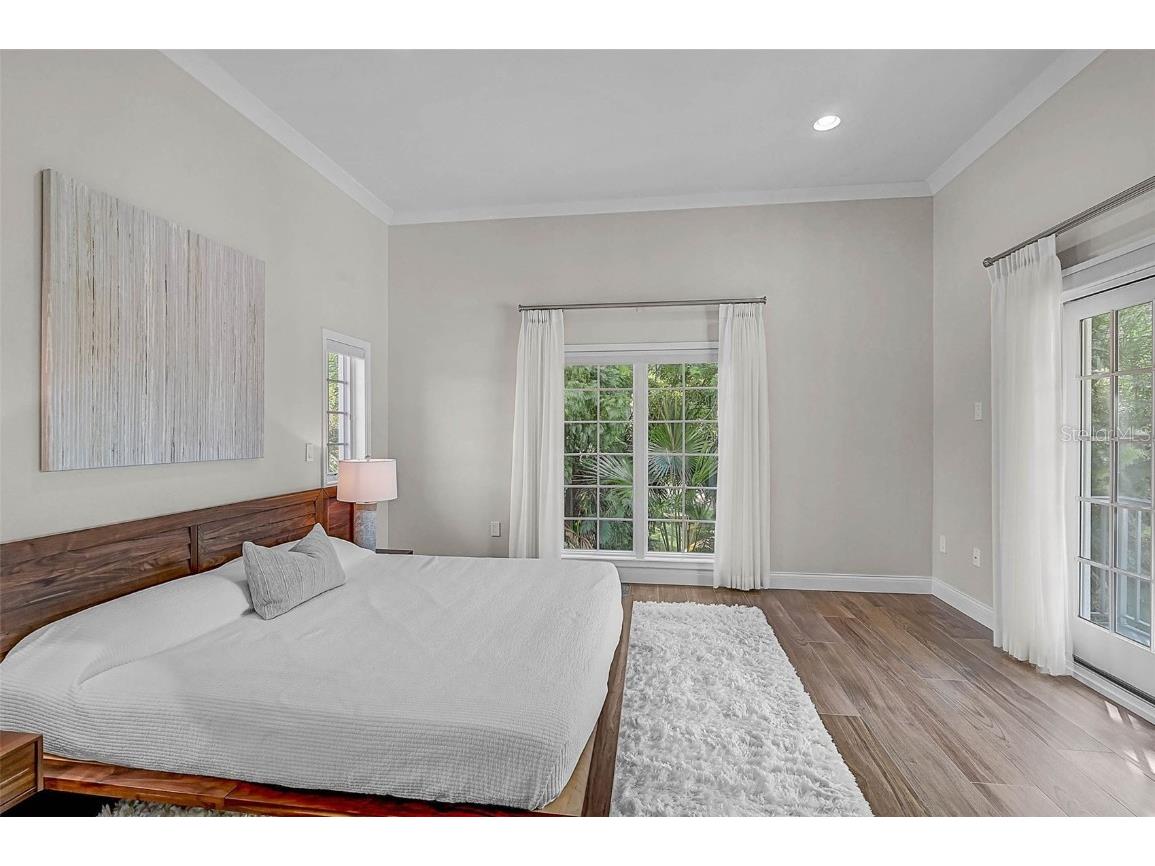 4439 Westwood Lane Sarasota FL 34231 A4664741 image29