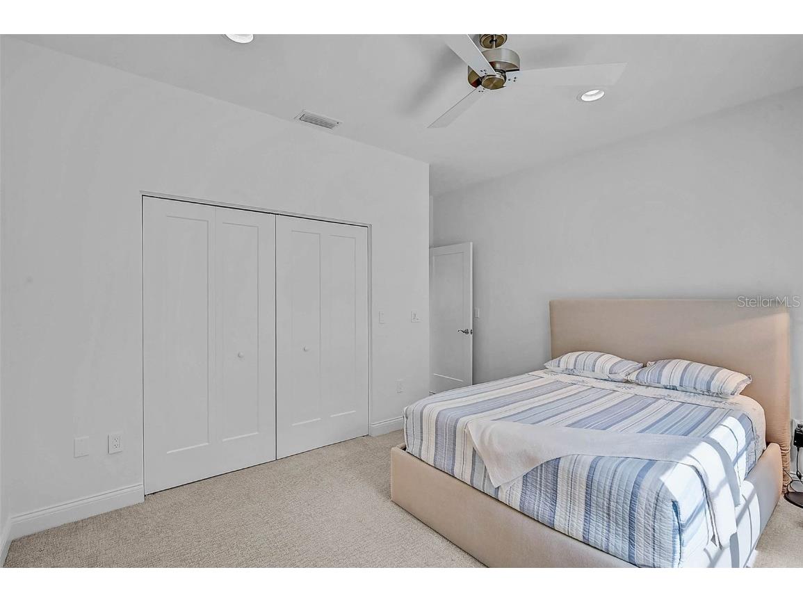 4439 Westwood Lane Sarasota FL 34231 A4664741 image46