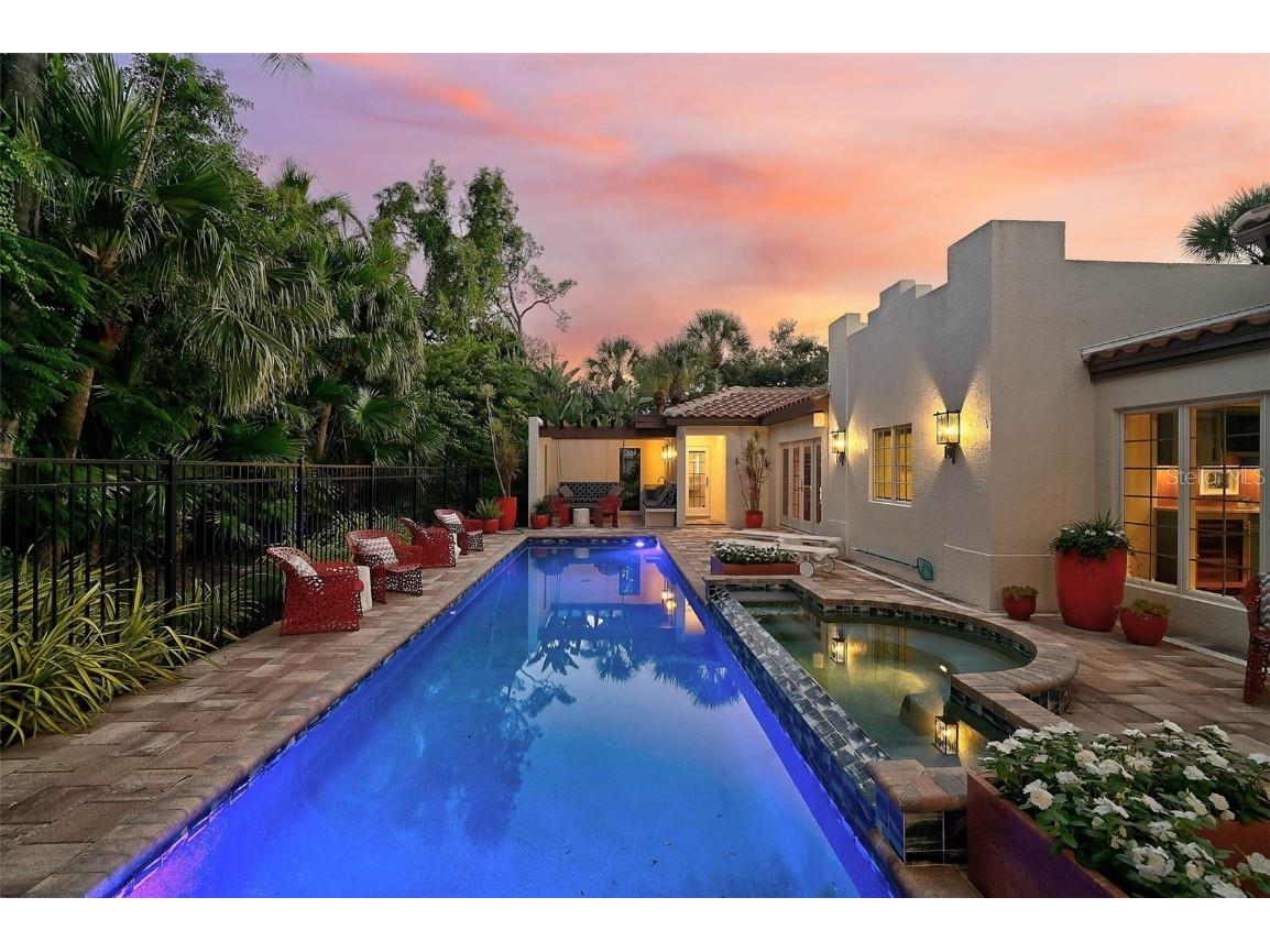 4439 Westwood Lane Sarasota FL 34231 A4664741 image54