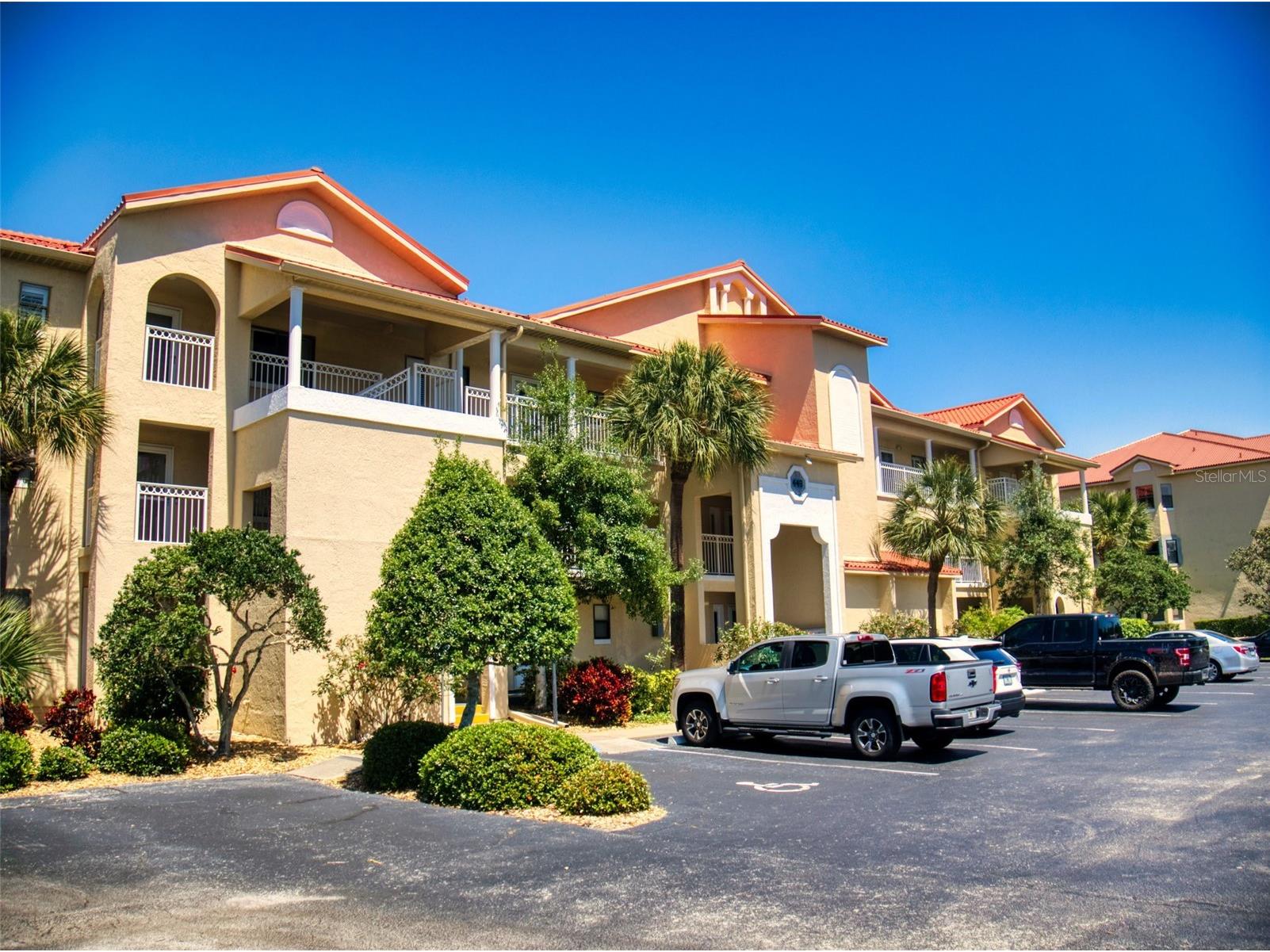 444 Bouchelle Drive #201 New Smyrna Beach FL 32169 - INDIAN RIVER LAGOON NS1088048 image1