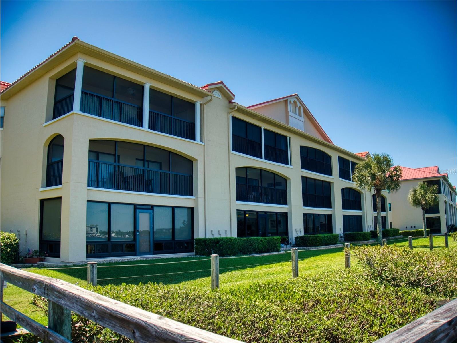 444 Bouchelle Drive #201 New Smyrna Beach FL 32169 - INDIAN RIVER LAGOON NS1088048 image2